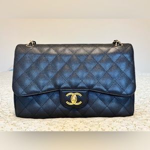 Chanel Classic Double Flap Jumbo Black Caviar GHW